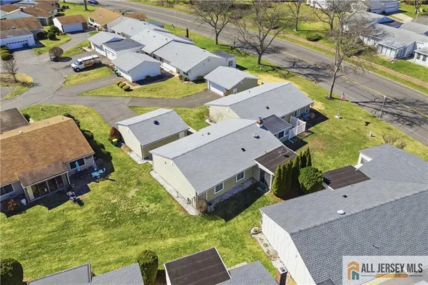$419,000 | 21 Celtis Plaza, Unit 21B, Monroe Township, NJ 08831
