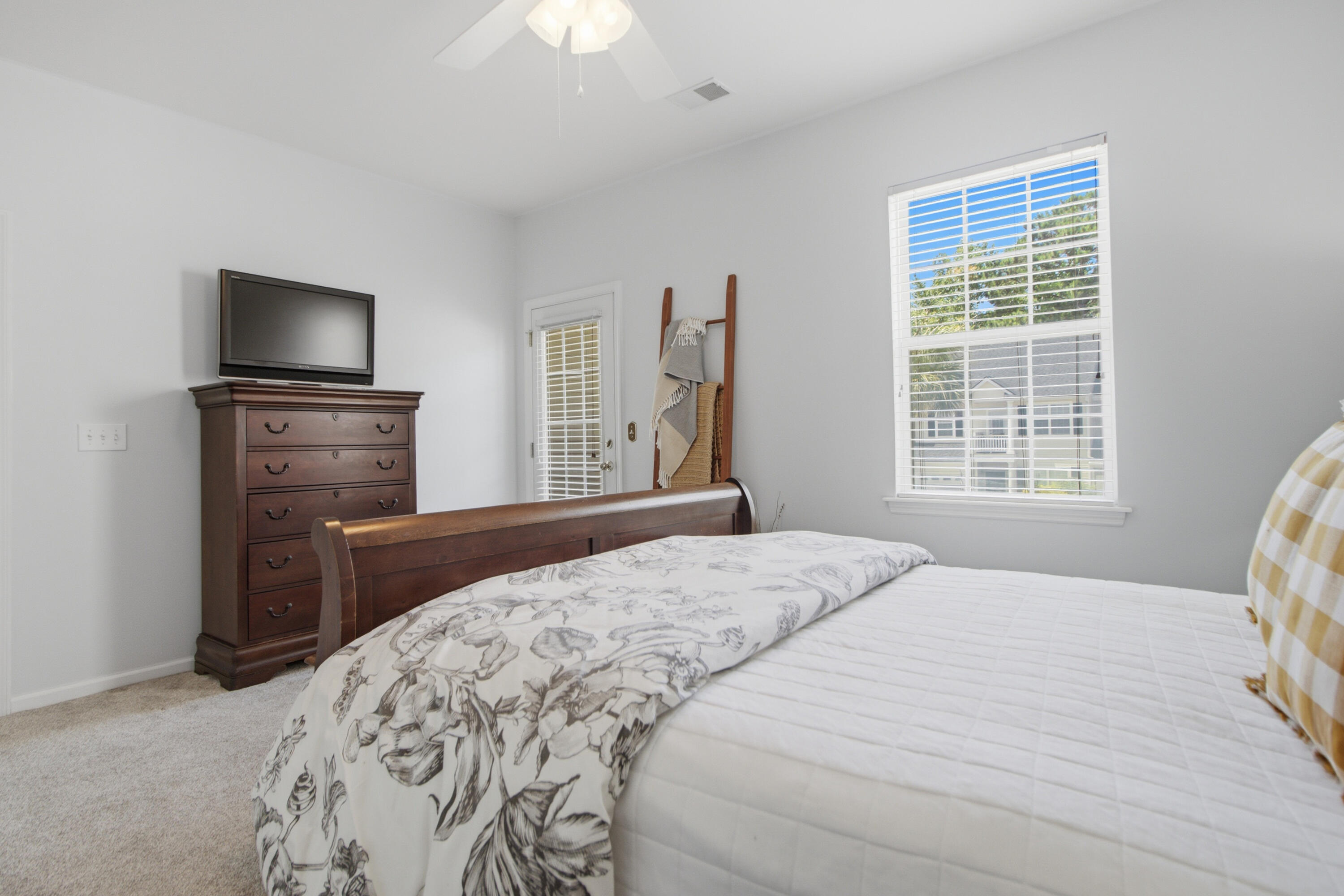 2467 Draymohr Court Mount Pleasant, SC 29466 - Photo 27 of 40 2467 Draymohr -Tidalcreekphoto- (13)