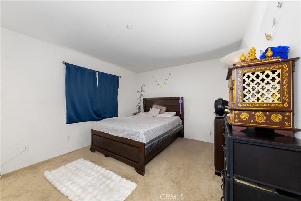 867 South Breden Lane Rialto, CA 92376 - Photo 22 of 28