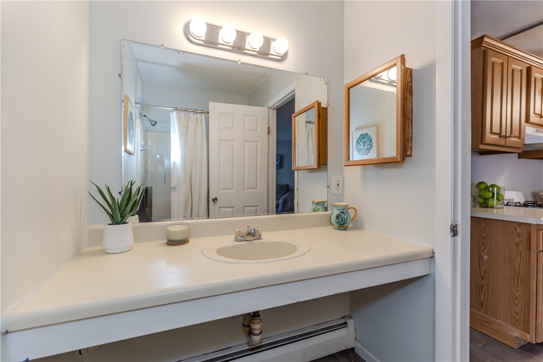 3940 Post Road, Unit 7 Warwick, RI 02886 - Photo 13 of 17 Bath