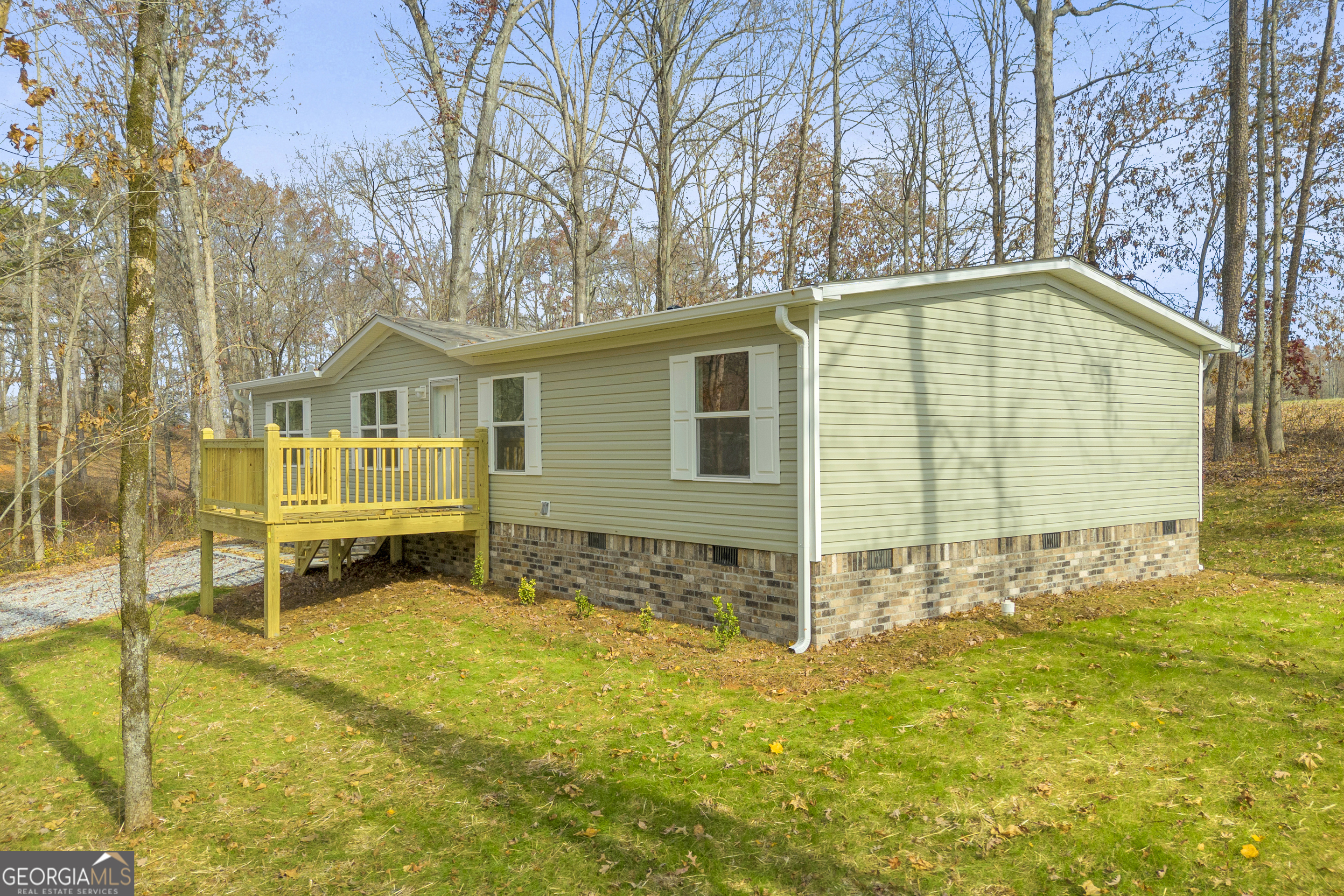 274 Montego Bay Trail Clarkesville, GA 30523 - Photo 5 of 55