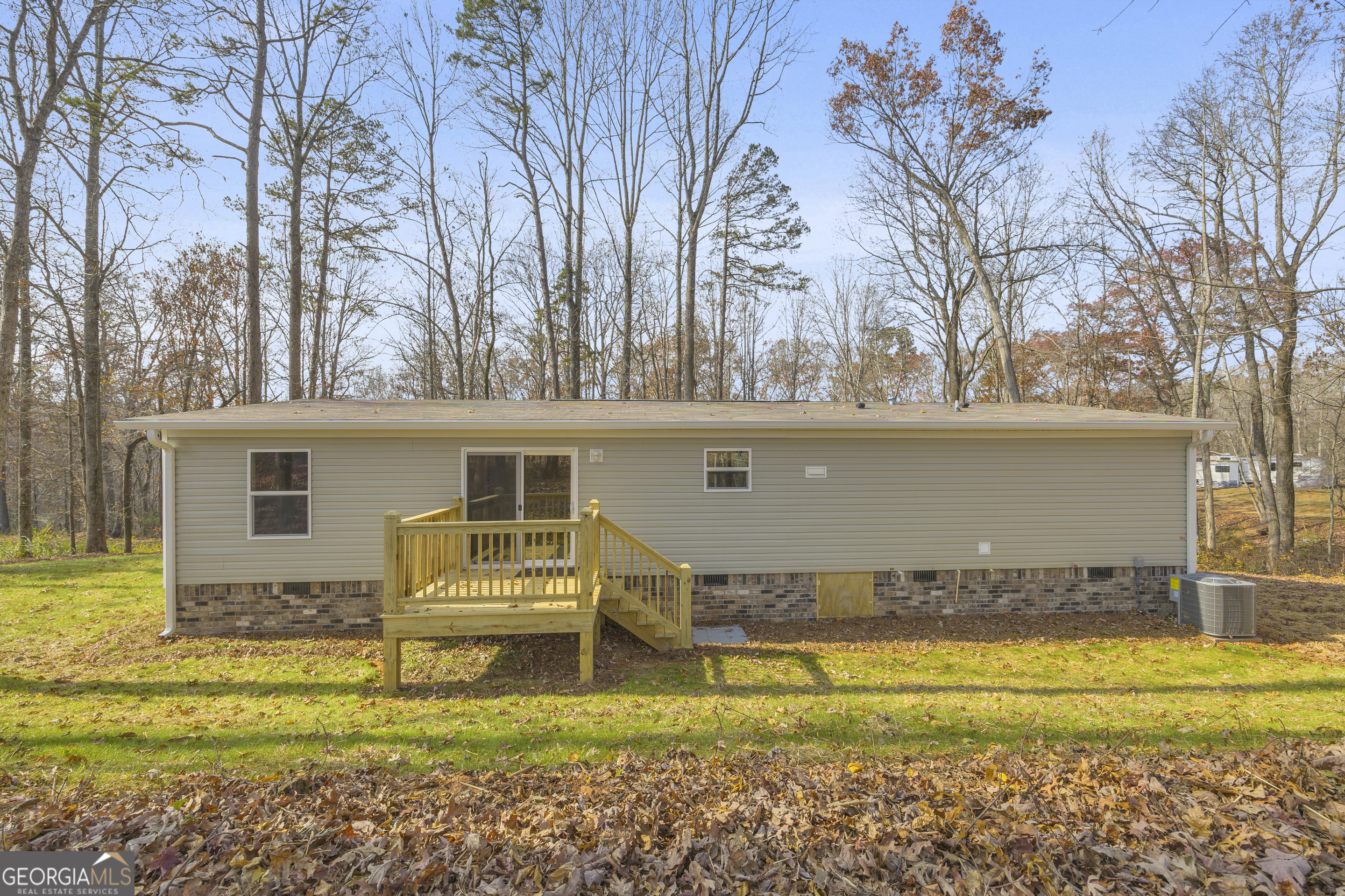 274 Montego Bay Trail Clarkesville, GA 30523 - Photo 8 of 55
