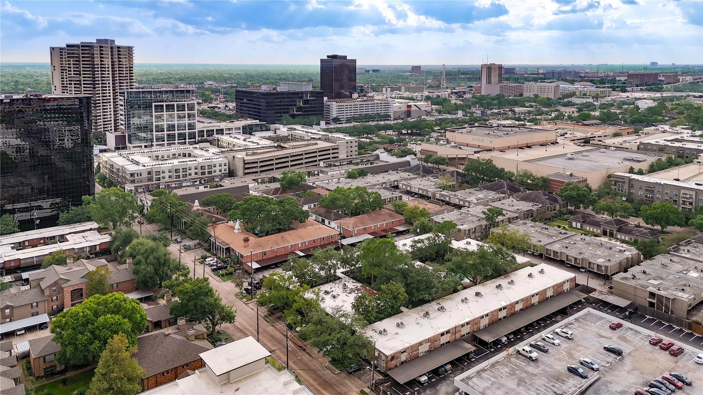 3224 Timmons Lane, Unit 155 Houston, TX 77027 - Photo 47 of 50 an aerial view of city