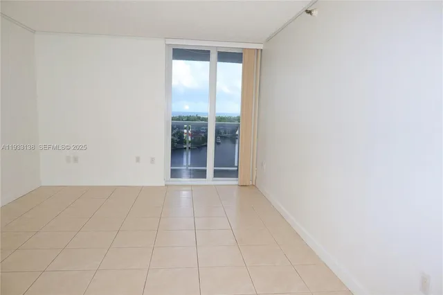 $3,750 | 20515 East Country Club Drive, Unit 1147, Aventura, FL 33180