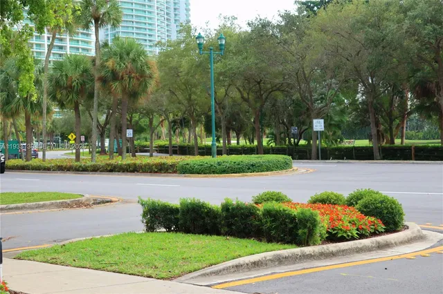 $3,750 | 20515 East Country Club Drive, Unit 1147, Aventura, FL 33180