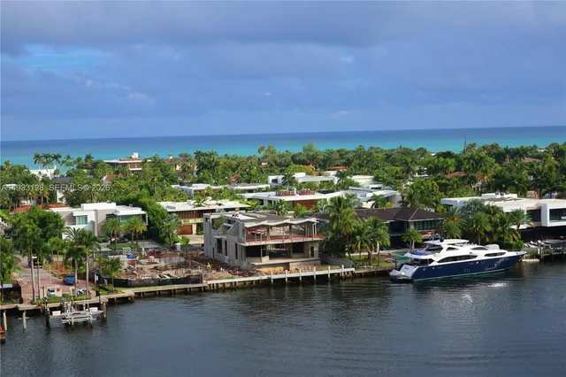 a view of a lake with houses