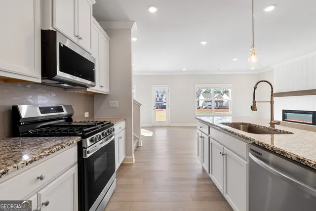 $389,715 | 61 Avian Way, Unit 12B, Auburn, GA 30011