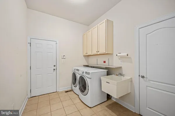 $899,000 | 11620 Pine Hollow Lane, Spotsylvania, VA 22551