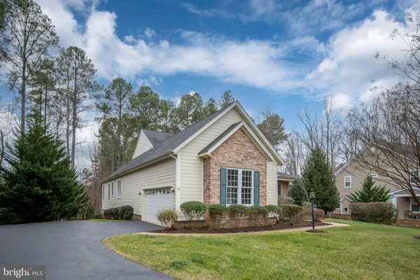 $899,000 | 11620 Pine Hollow Lane, Spotsylvania, VA 22551
