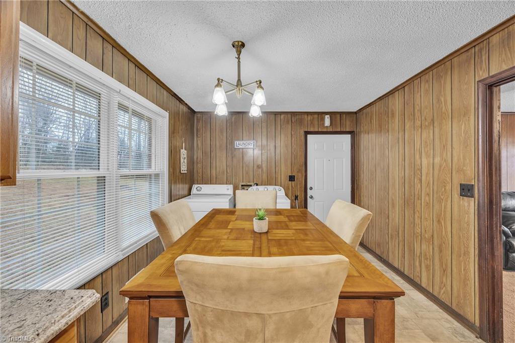 226 Carlton Road Boomer, NC 28606 - Photo 13 of 29