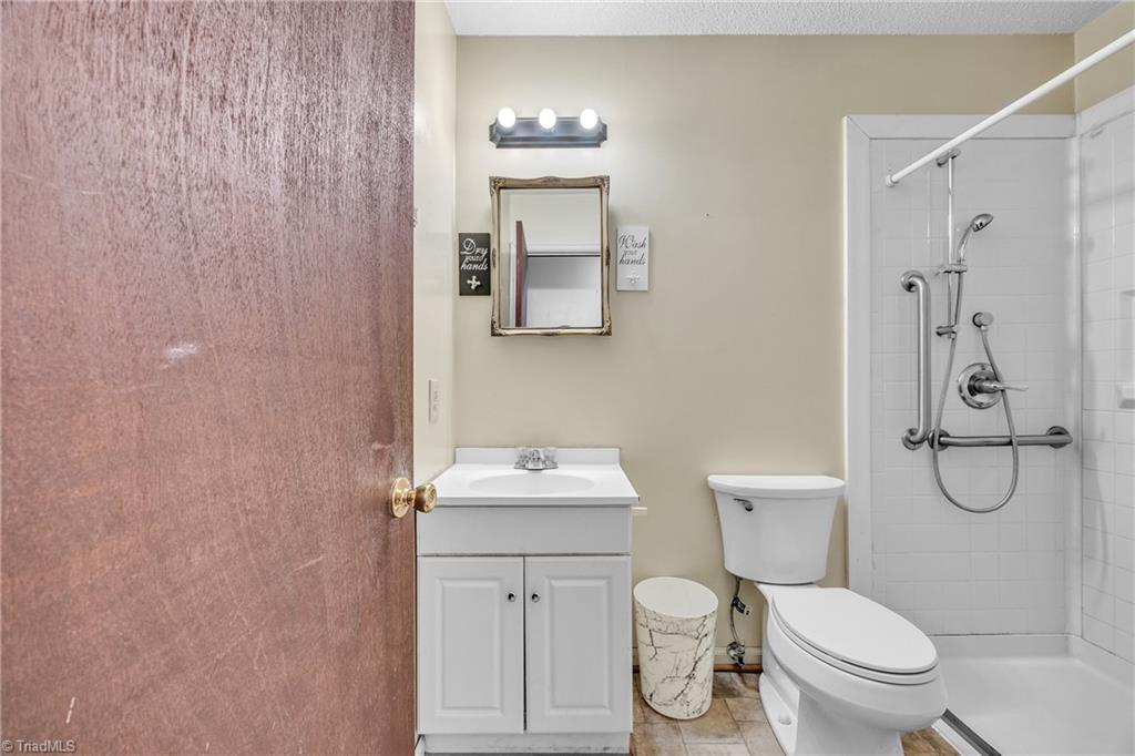 226 Carlton Road Boomer, NC 28606 - Photo 23 of 29