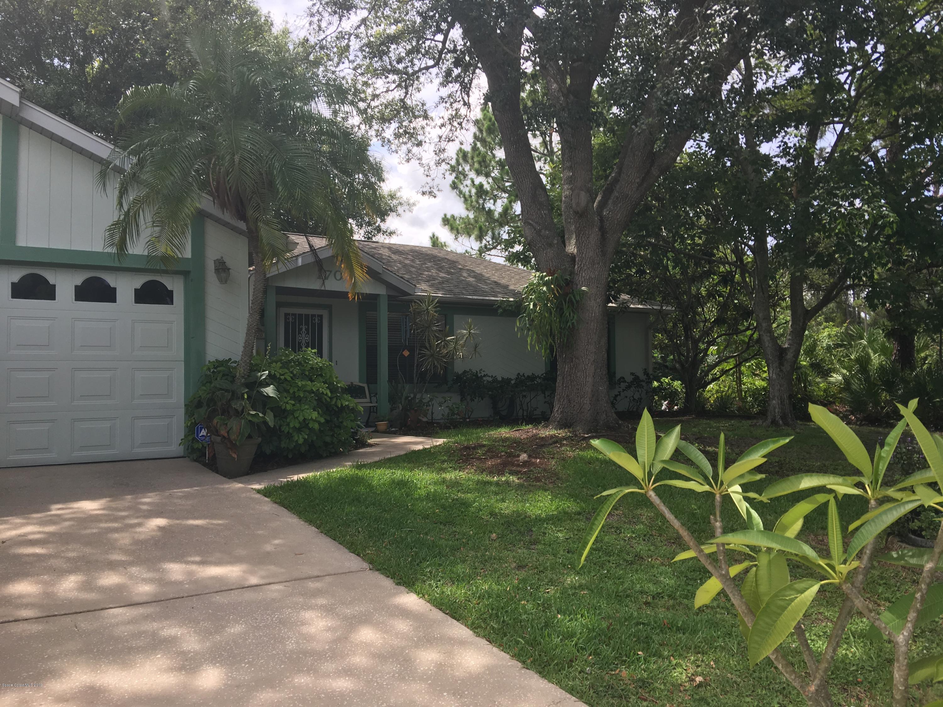 170 Santa Rosa Avenue Southwest Palm Bay, FL 32908 - Photo 4 of 32 Front