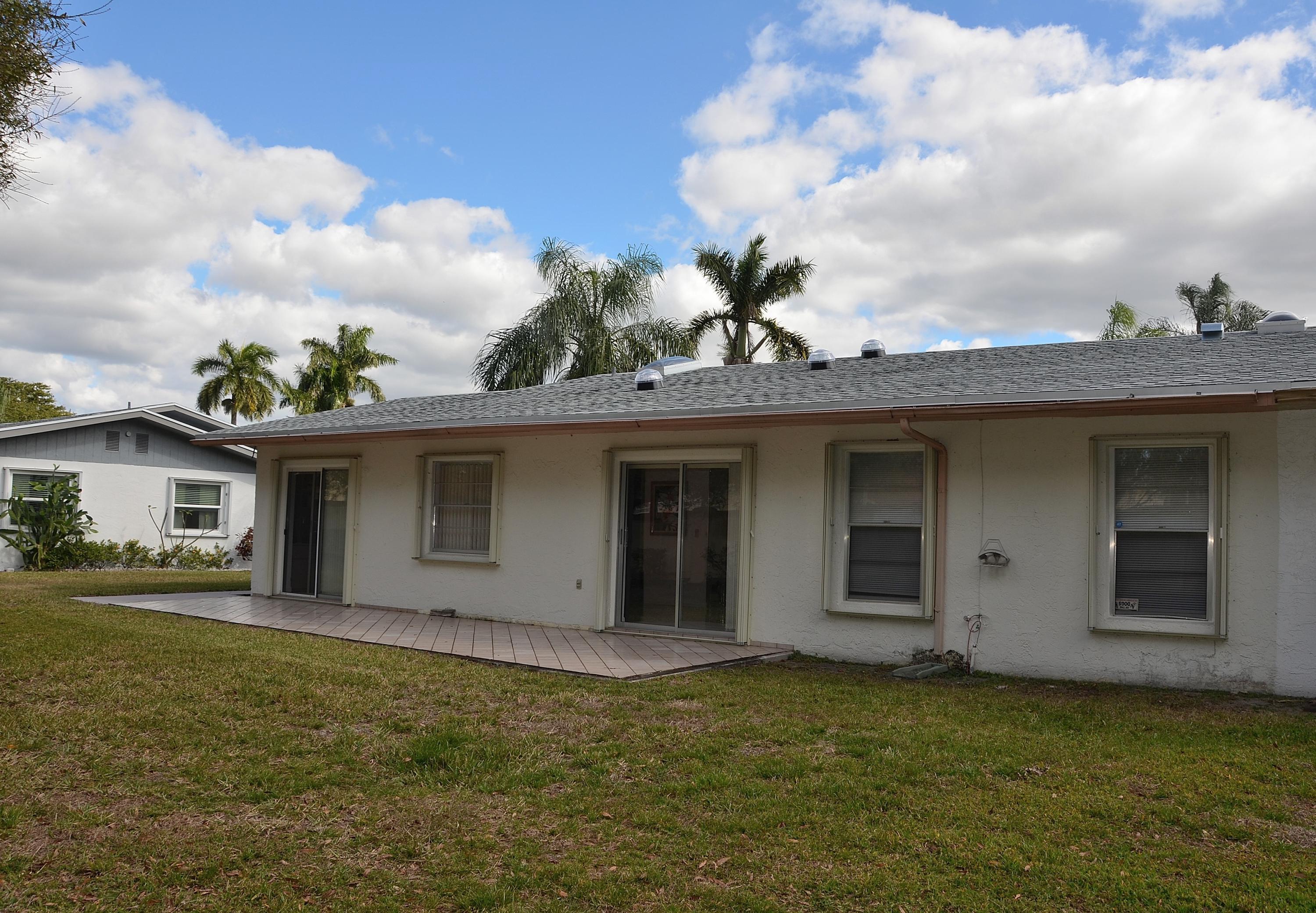 6355 Lasalle Road Delray Beach, FL 33484 - Photo 17 of 19 Exterior Back