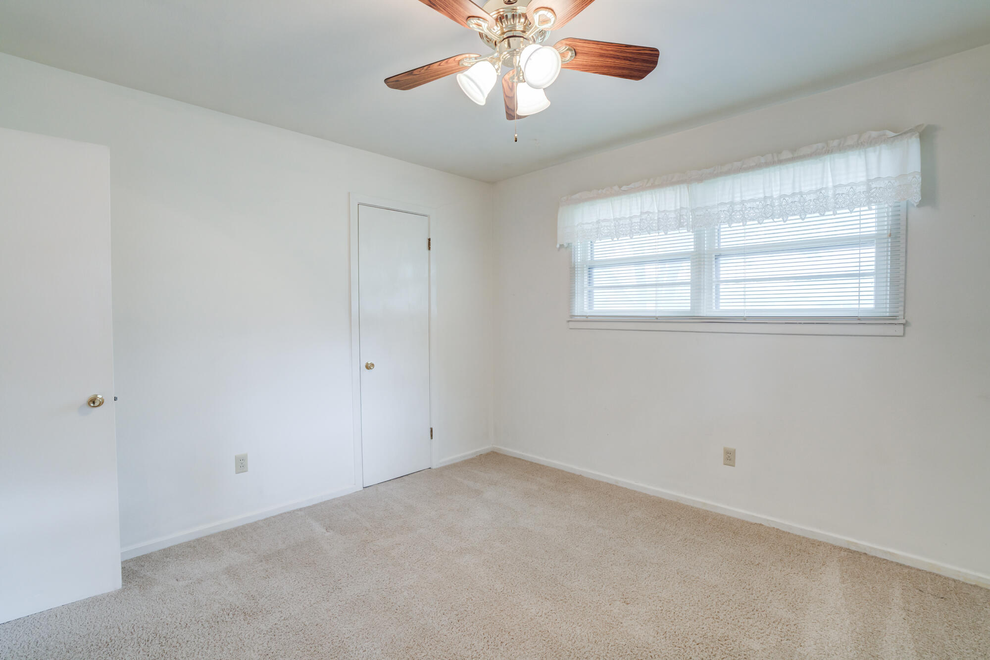 2302 55th Street Lubbock, TX 79412 - Photo 31 of 44 2302-55th-St_Lubbock-TX_18