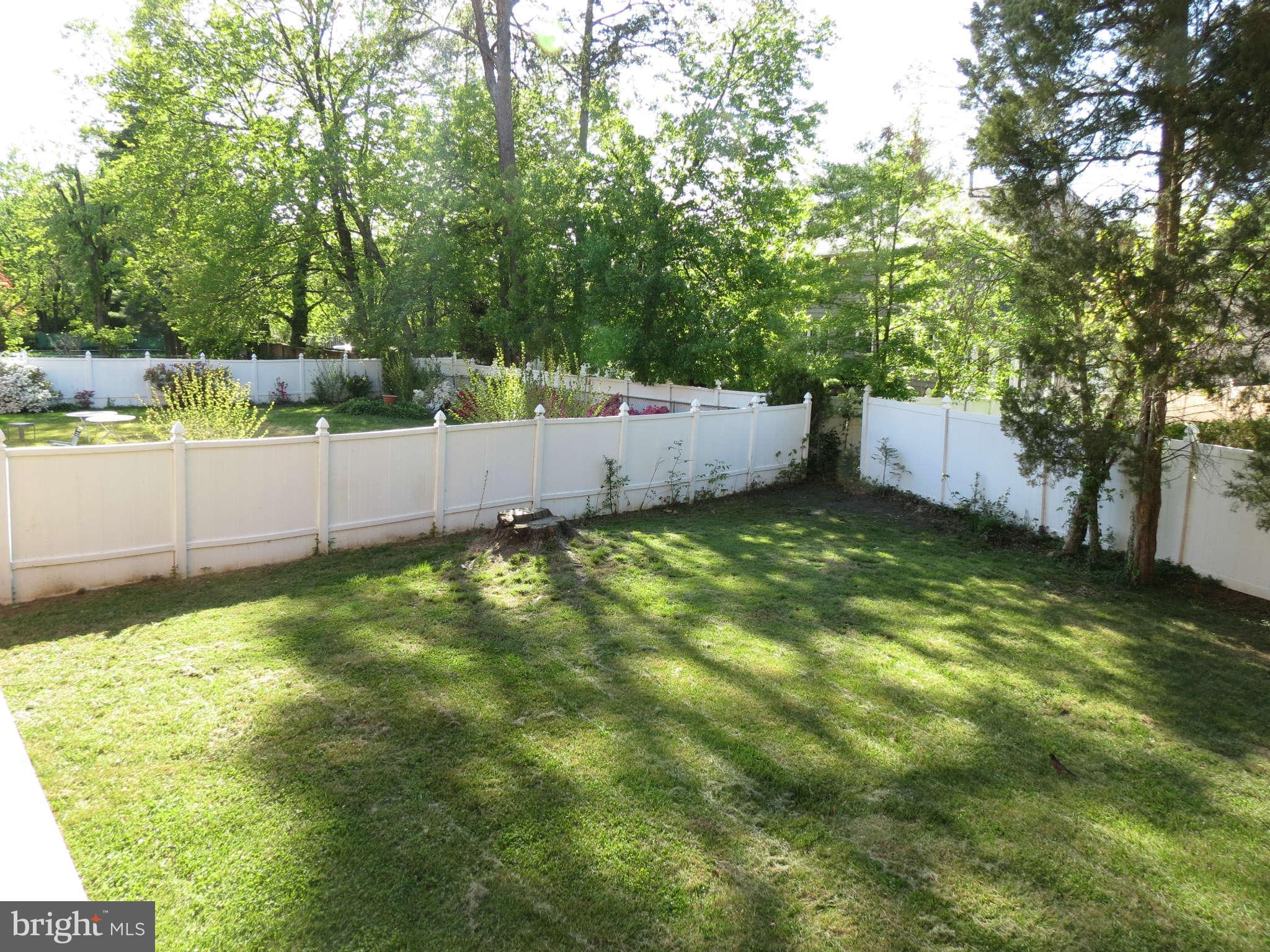 6505 Winnepeg Road Bethesda, MD 20817 - Photo 5 of 30 Exterior (Rear)