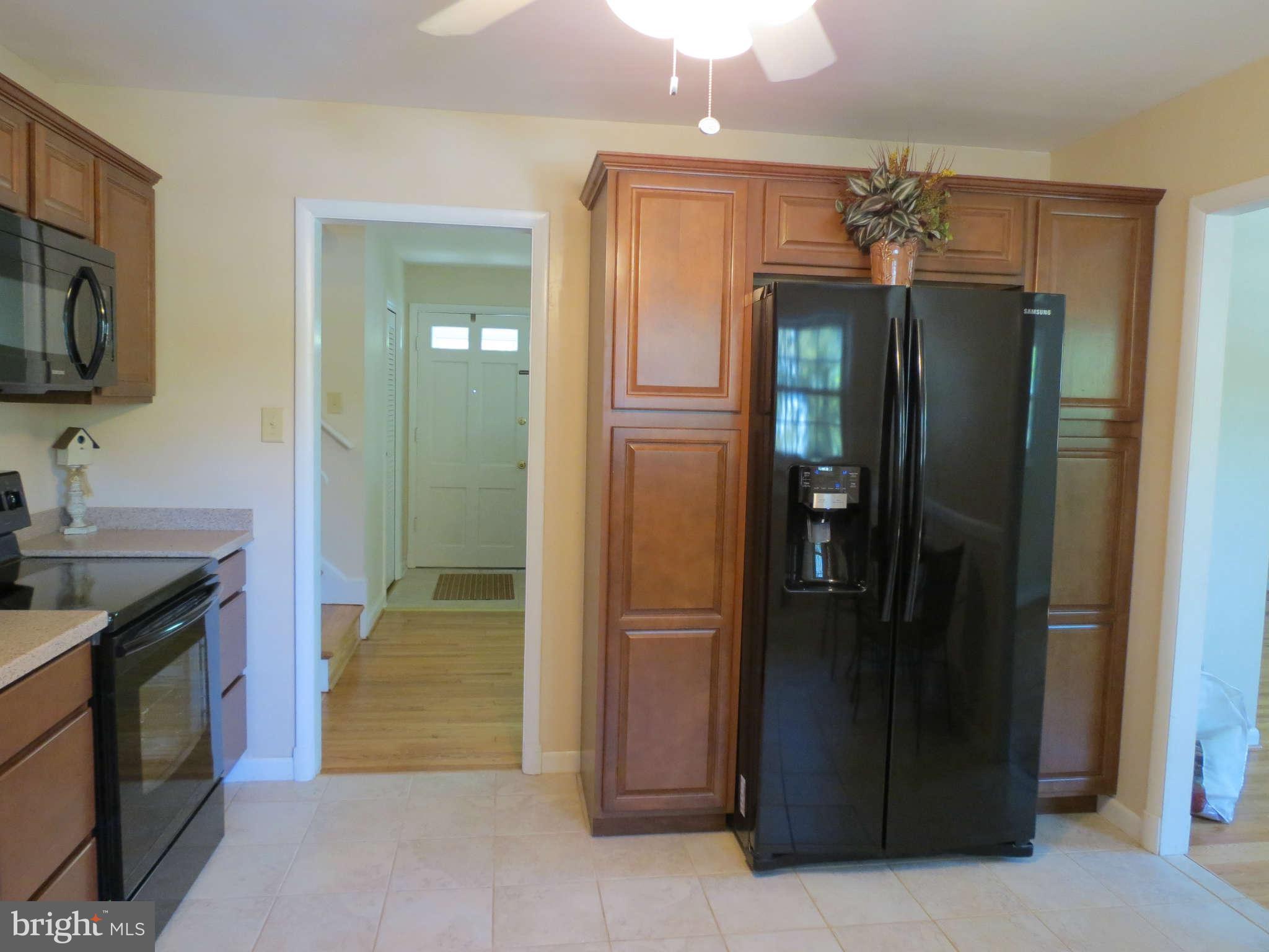 6505 Winnepeg Road Bethesda, MD 20817 - Photo 10 of 30 Kitchen