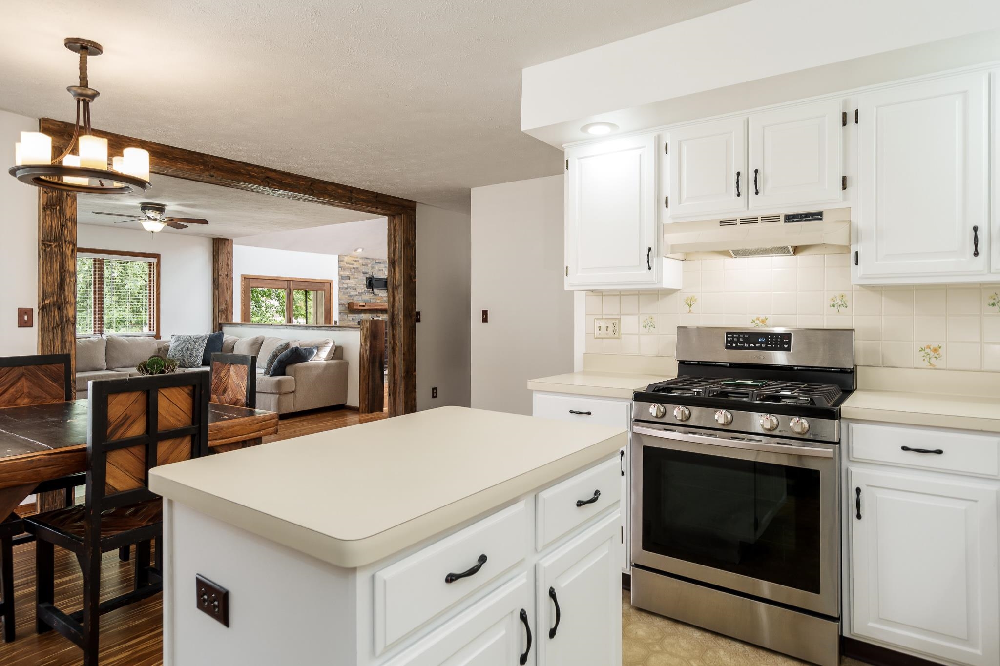 6834 Clovernook Road Rockford, IL 61107 - Photo 20 of 52 Gallery Image 20