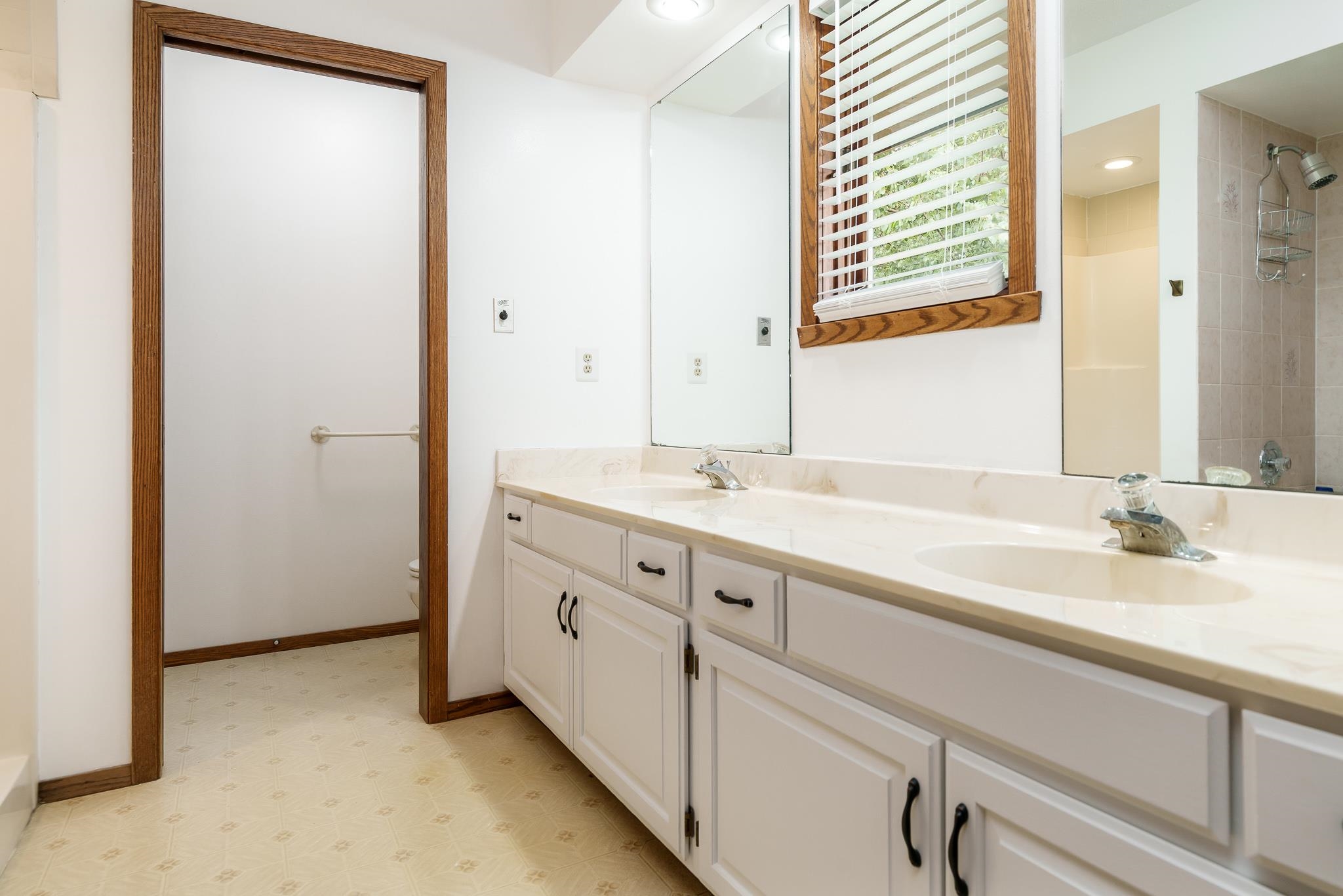 6834 Clovernook Road Rockford, IL 61107 - Photo 27 of 52 Gallery Image 27