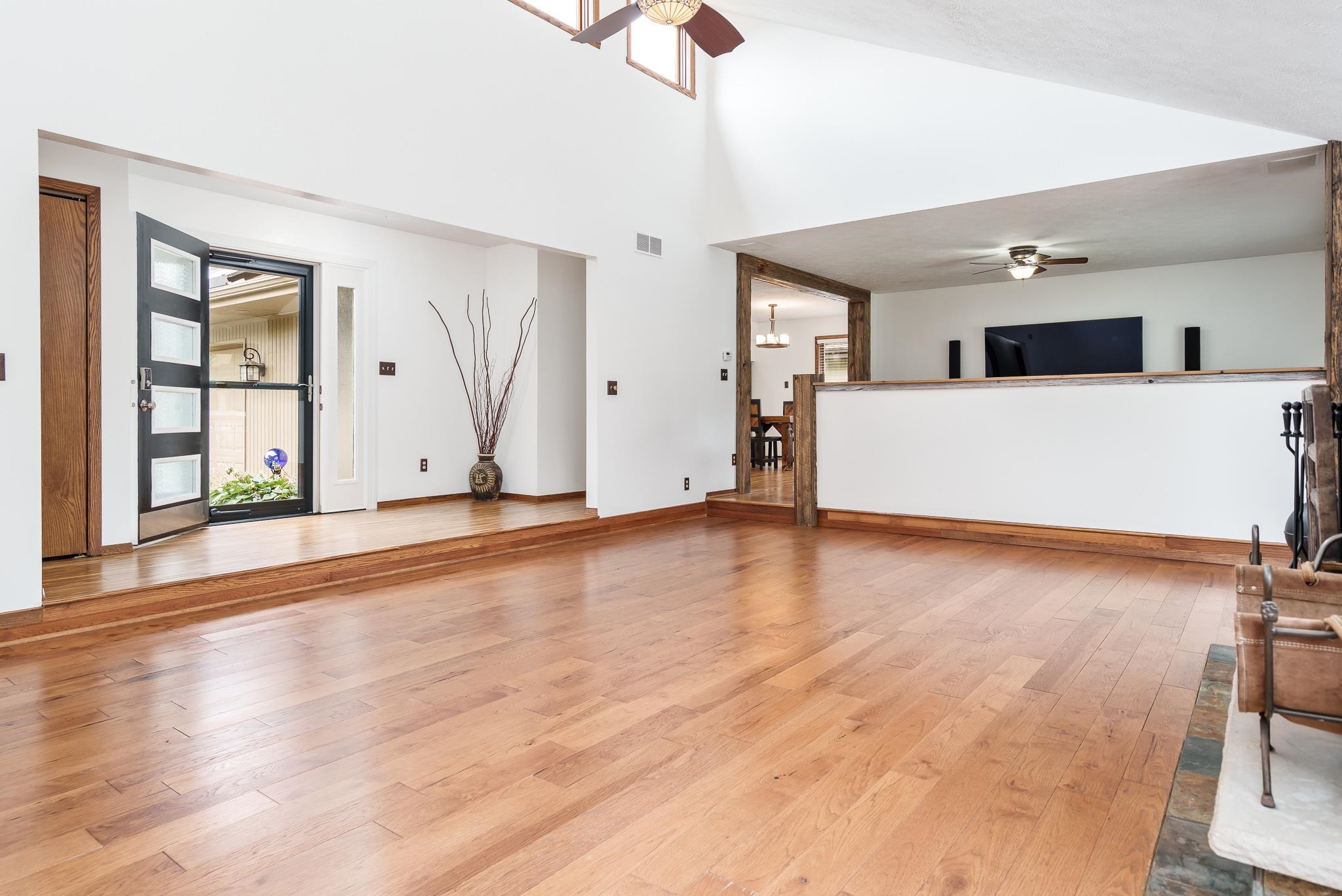 6834 Clovernook Road Rockford, IL 61107 - Photo 7 of 52 Gallery Image 7