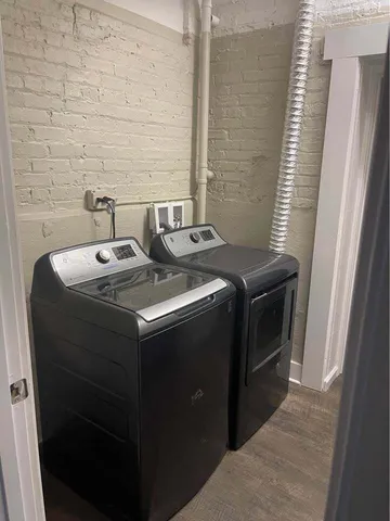 $1,100,000 | 314-316 West Main Street, St. Charles, IL 60174