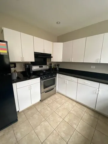 $1,100,000 | 314-316 West Main Street, St. Charles, IL 60174