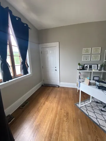 $1,100,000 | 314-316 West Main Street, St. Charles, IL 60174