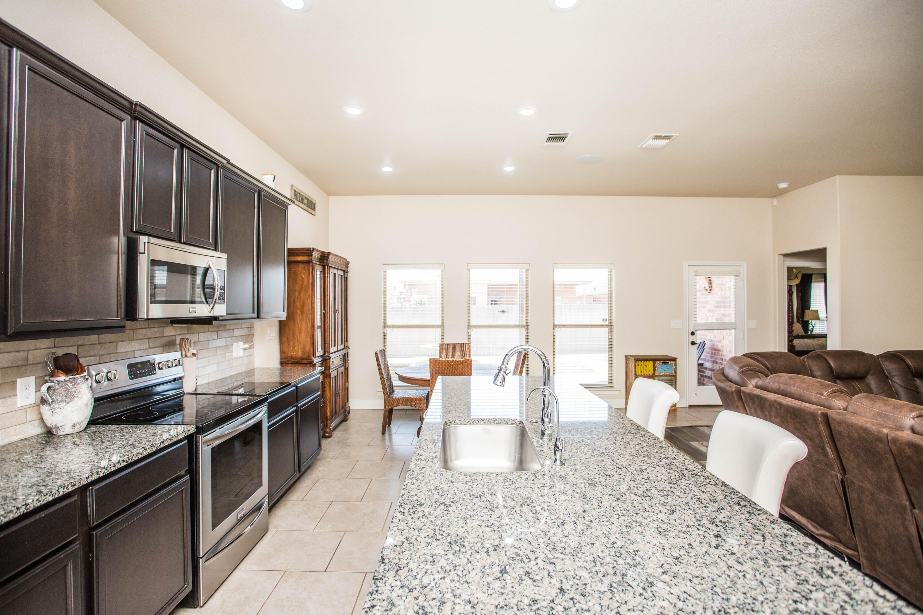 7103 94th Street Lubbock, TX 79424 - Photo 11 of 29 cb