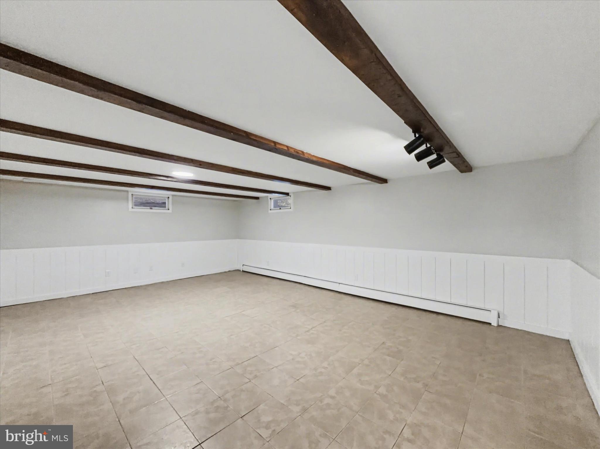 2196 South Queen Street York, PA 17402 - Photo 19 of 28 a view of an empty room