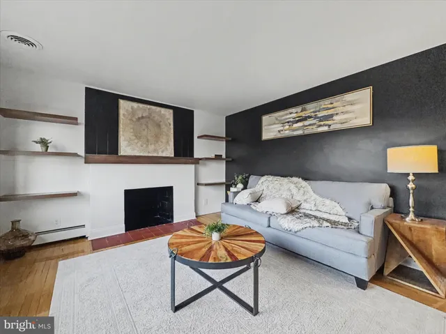 $299,900 | 2196 South Queen Street, York, PA 17402