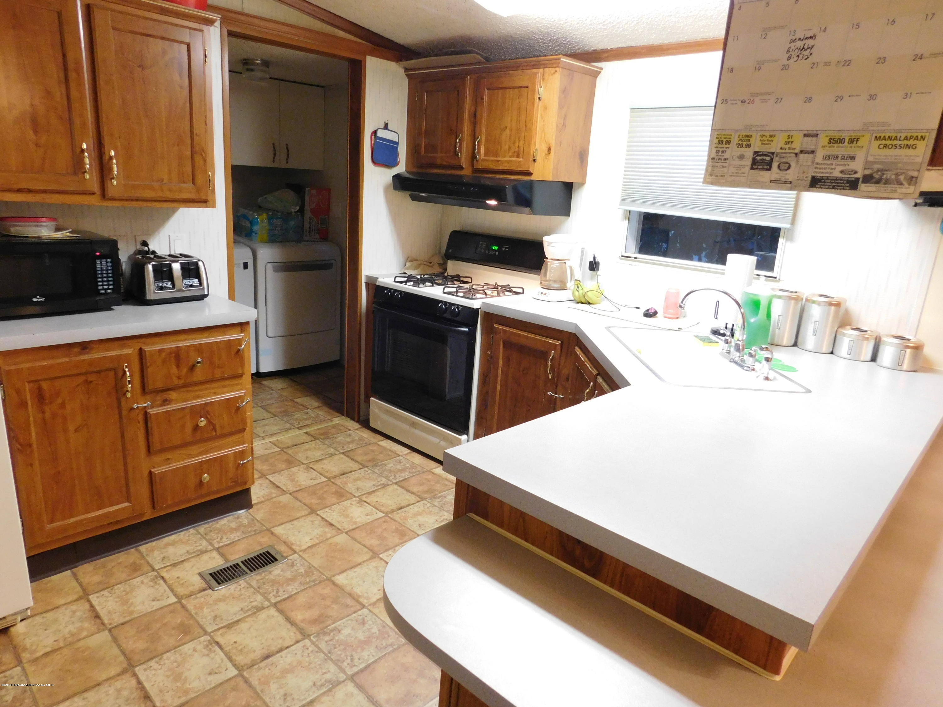 8 Ruffian Way Howell, NJ 07731 - Photo 6 of 12 DSCN1841
