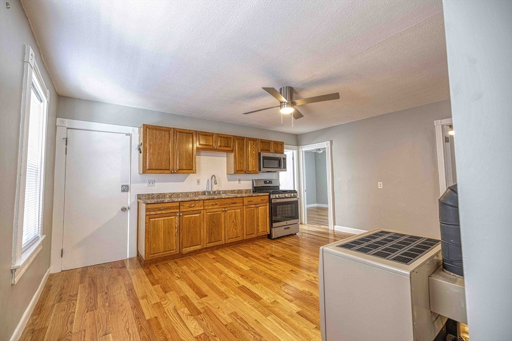 425 Anthony Street, Unit 1 Fall River, MA 02721 - Photo 5 of 15