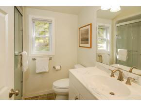 32 Coves End Road, Unit 2 Wolfeboro, NH 03894 - Photo 9 of 14 Gallery Image 9
