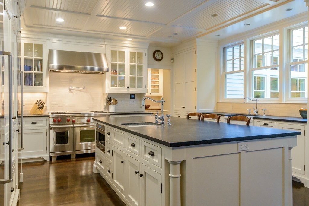 3 Summit Road Weston, MA 02493 - Photo 3 of 25