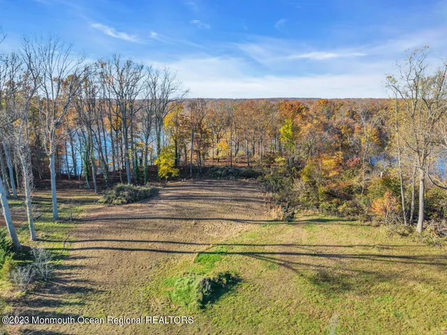 $2,000,000 | 11 Buchop Lane, Unit 5, Red Bank, NJ 07701