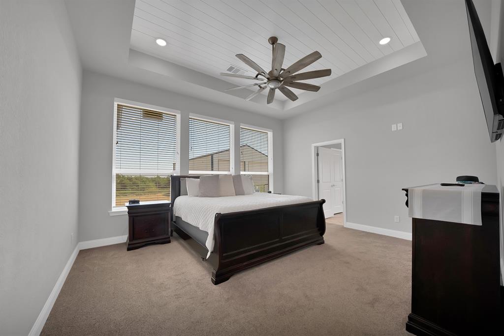 244 Harvard Lane Springtown, TX 76082 - Photo 12 of 37