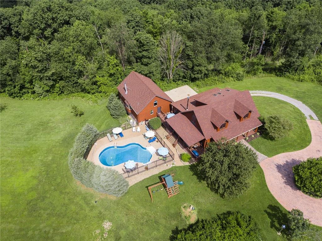 166 Colonial Drive Clinton, PA 15026 - Photo 1 of 24 Gallery Image 1