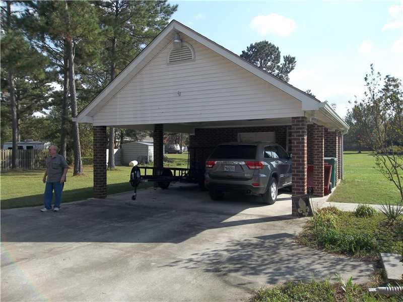 42581 Pleasant Ridge Extension Ponchatoula, LA 70454 - Photo 3 of 13 Gallery Image 3