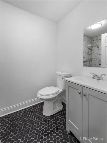 $499,000 | 5038 West Fulton Street, Chicago, IL 60644