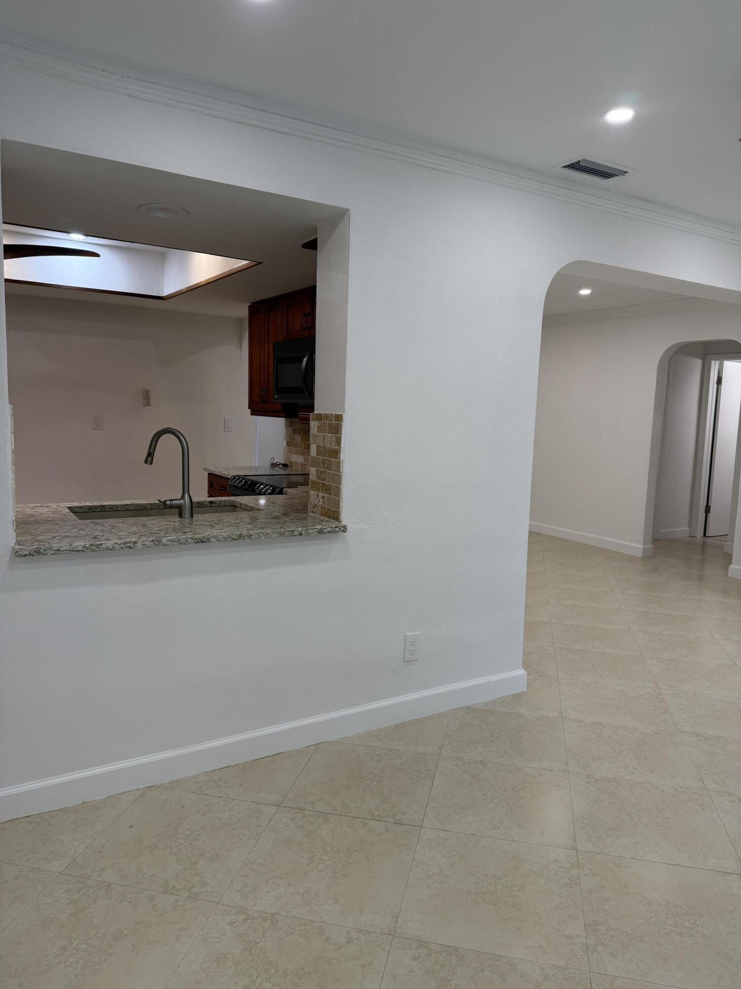 10478 Northwest 4th Street Plantation, FL 33324 - Photo 4 of 16 IMG_3957