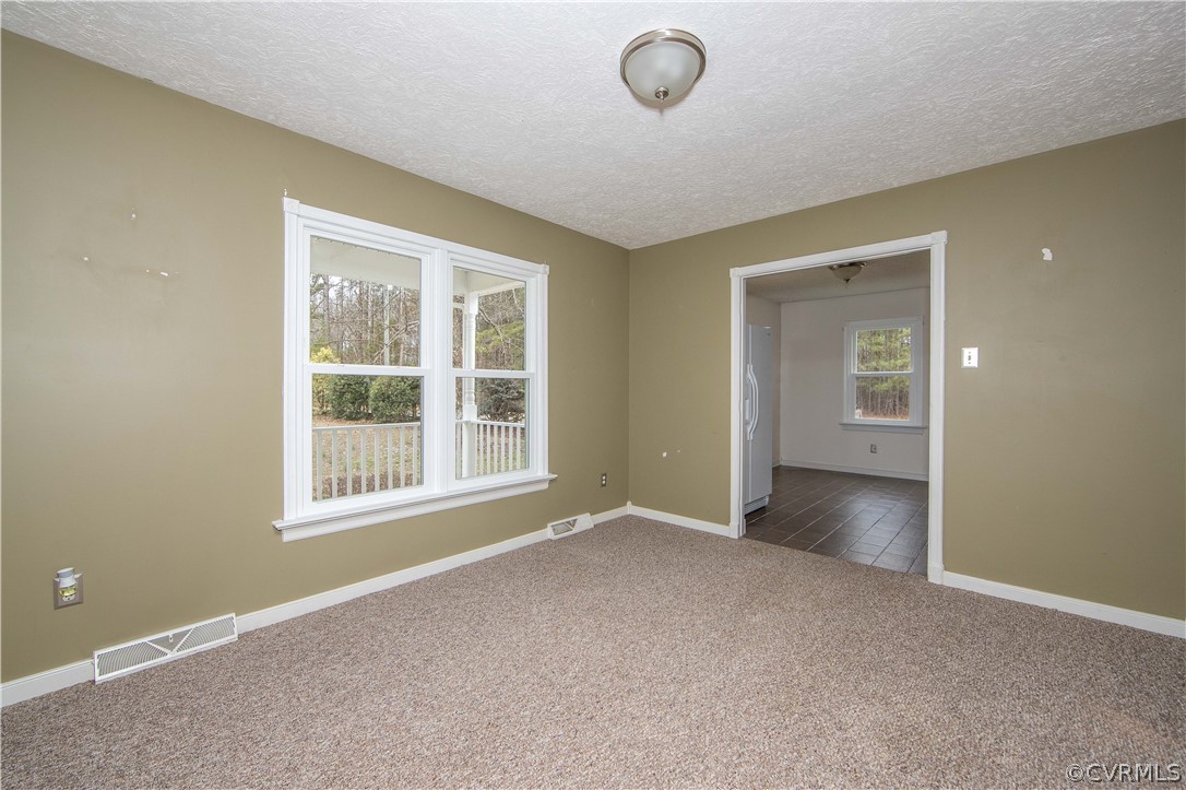 12910 Bailey Bridge Road Midlothian, VA 23112 - Photo 4 of 39 Flex Space off of Foyer and Kitchen.