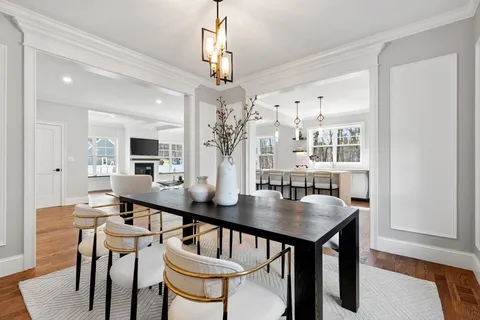 $1,899,000 | 5 Cook Road, Burlington, MA 01803