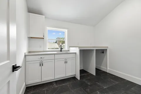 $1,899,000 | 5 Cook Road, Burlington, MA 01803