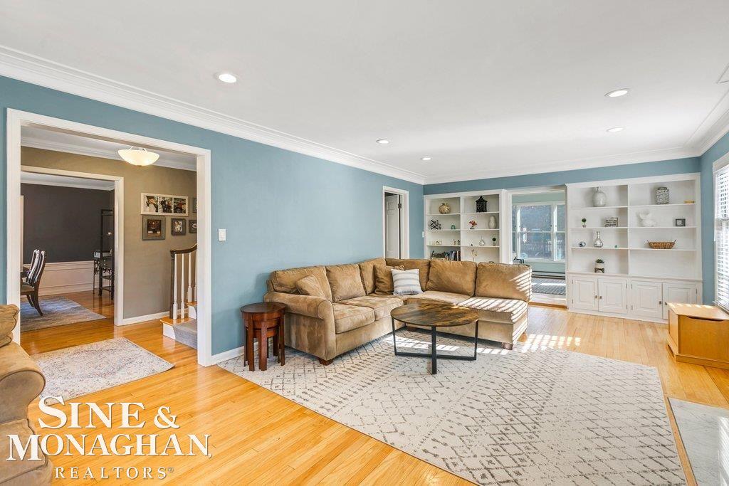 834 Westchester Road Grosse Pointe Park, MI 48230 - Photo 6 of 44