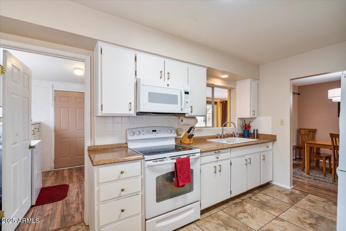 5931 Casper Road Mesa, AZ 85205 - Photo 13 of 41 14-DSC01152