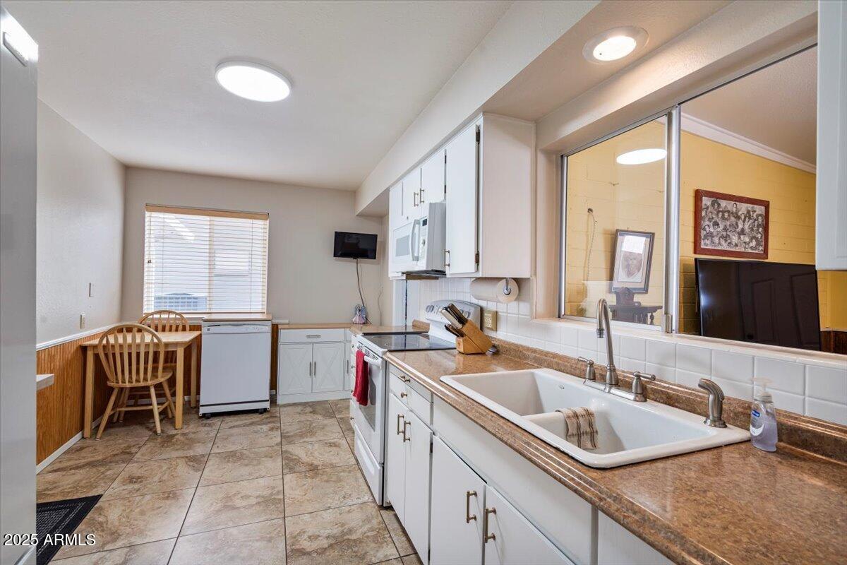 5931 Casper Road Mesa, AZ 85205 - Photo 14 of 41 13-DSC01149