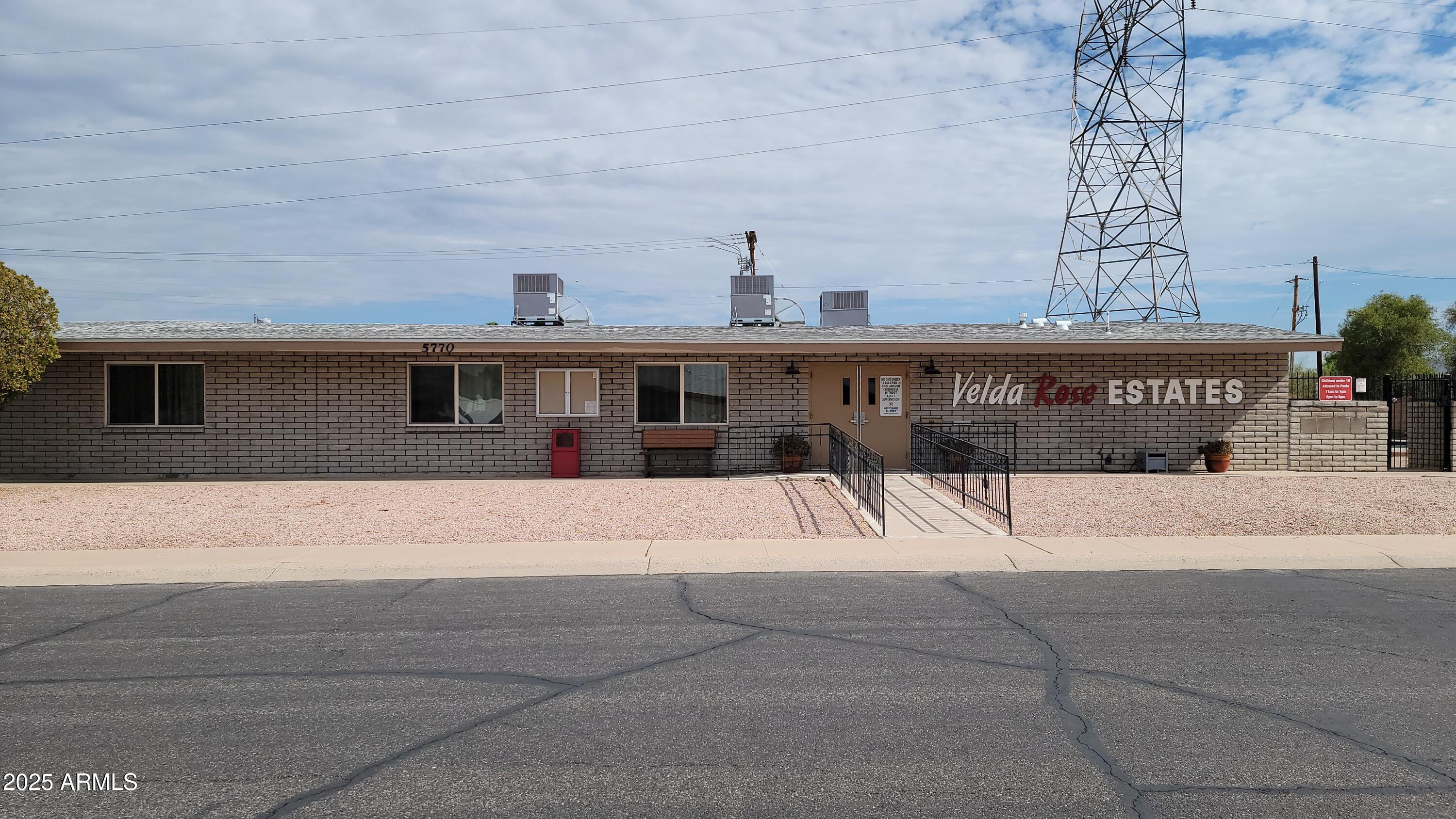 5931 Casper Road Mesa, AZ 85205 - Photo 39 of 41 2025-08-19 09.32.19