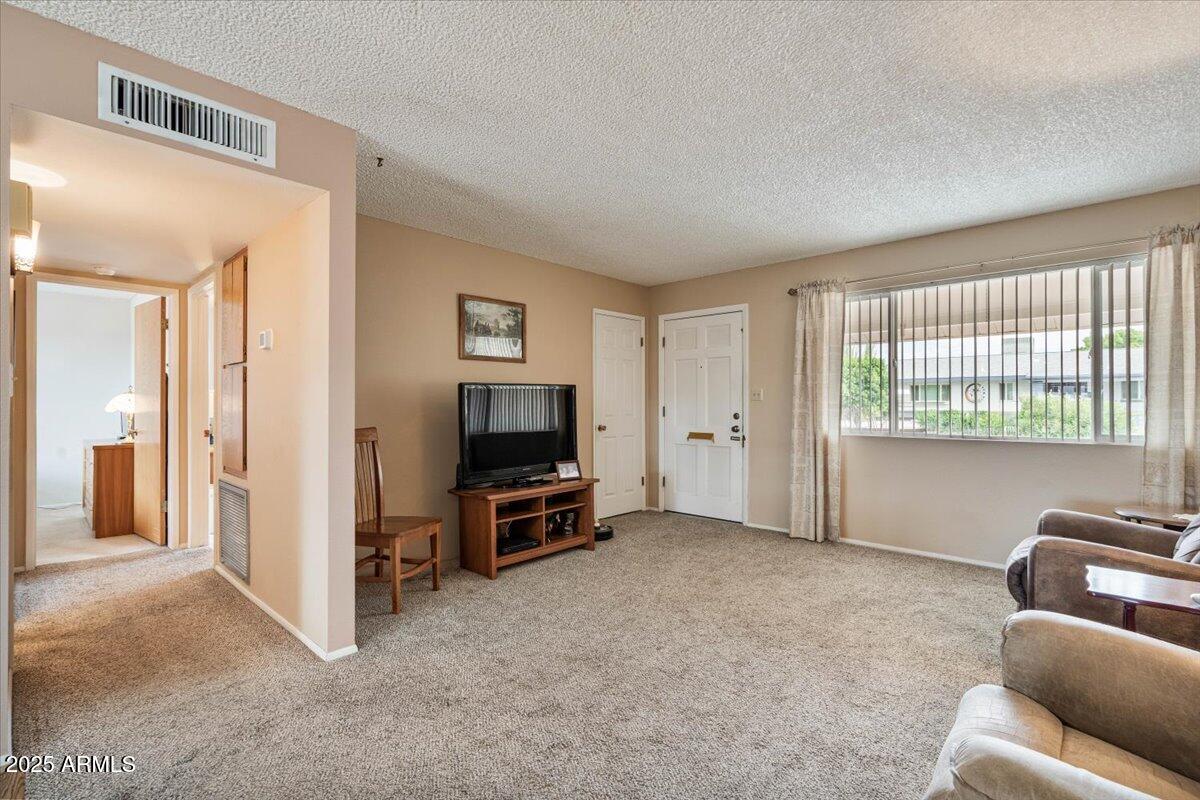 5931 Casper Road Mesa, AZ 85205 - Photo 8 of 41 08-DSC01131