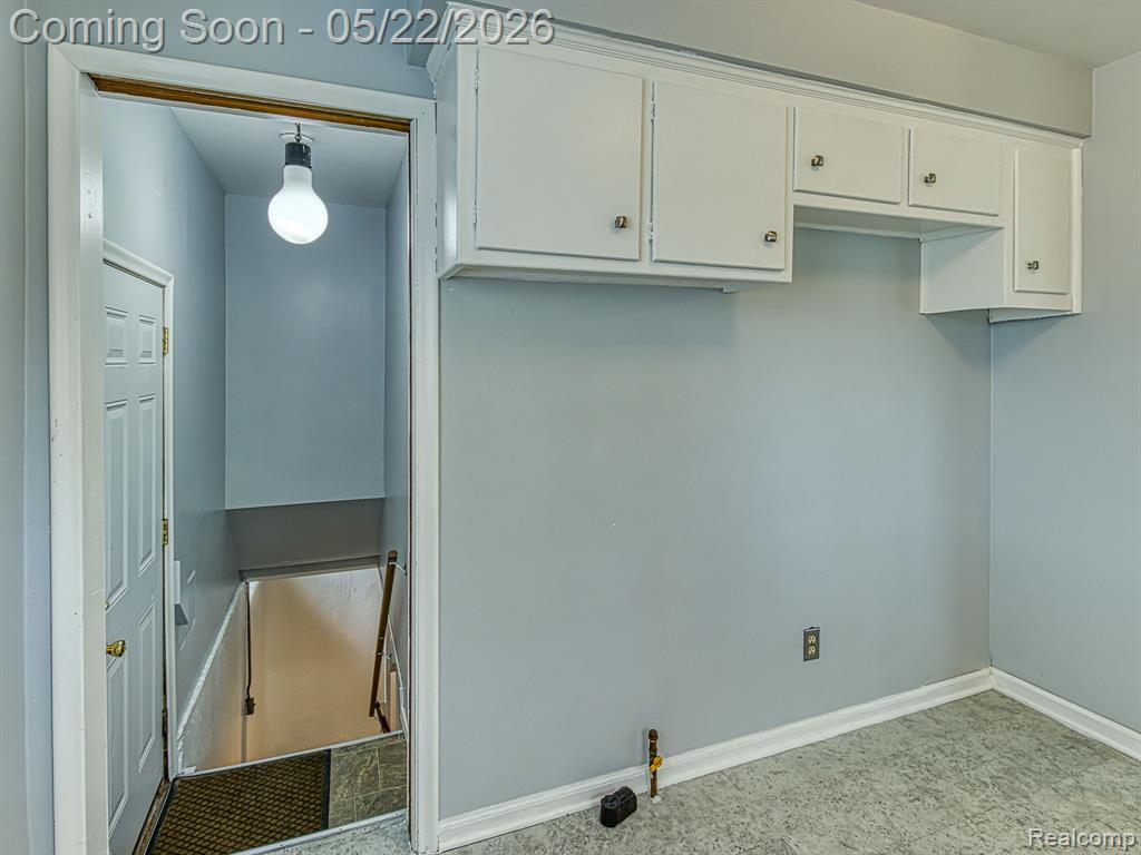 8501 Allen Road Allen Park, MI 48101 - Photo 5 of 27