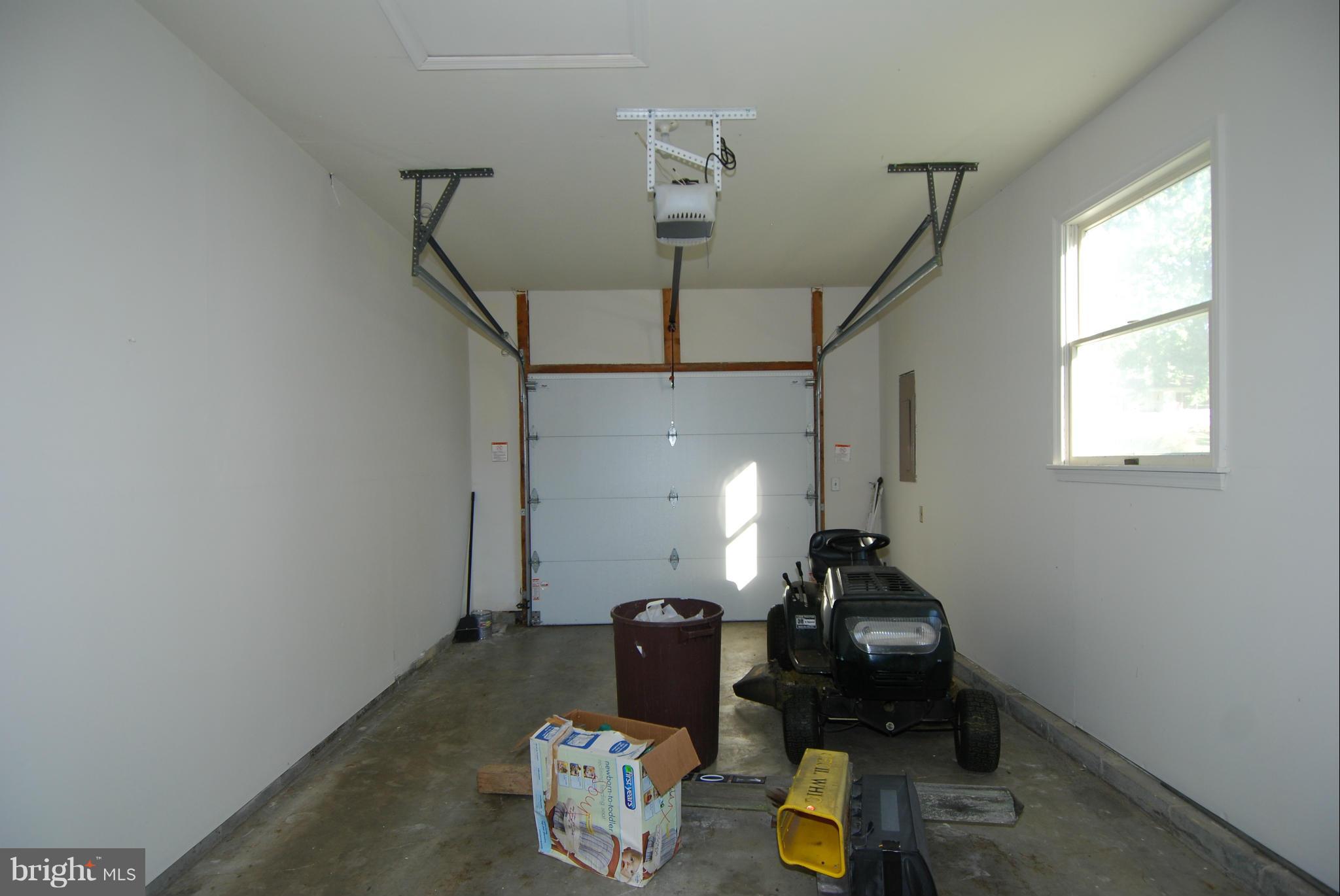 100 Stratton Circle Elkton, MD 21921 - Photo 27 of 30 Garage Interior has been freshly painted