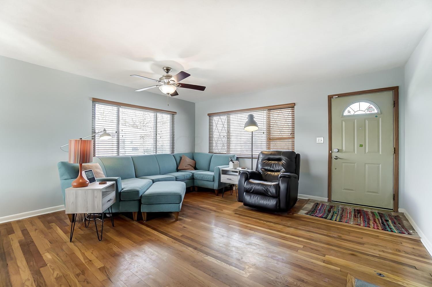 2631 Bristol Road Columbus, OH 43221 - Photo 4 of 55